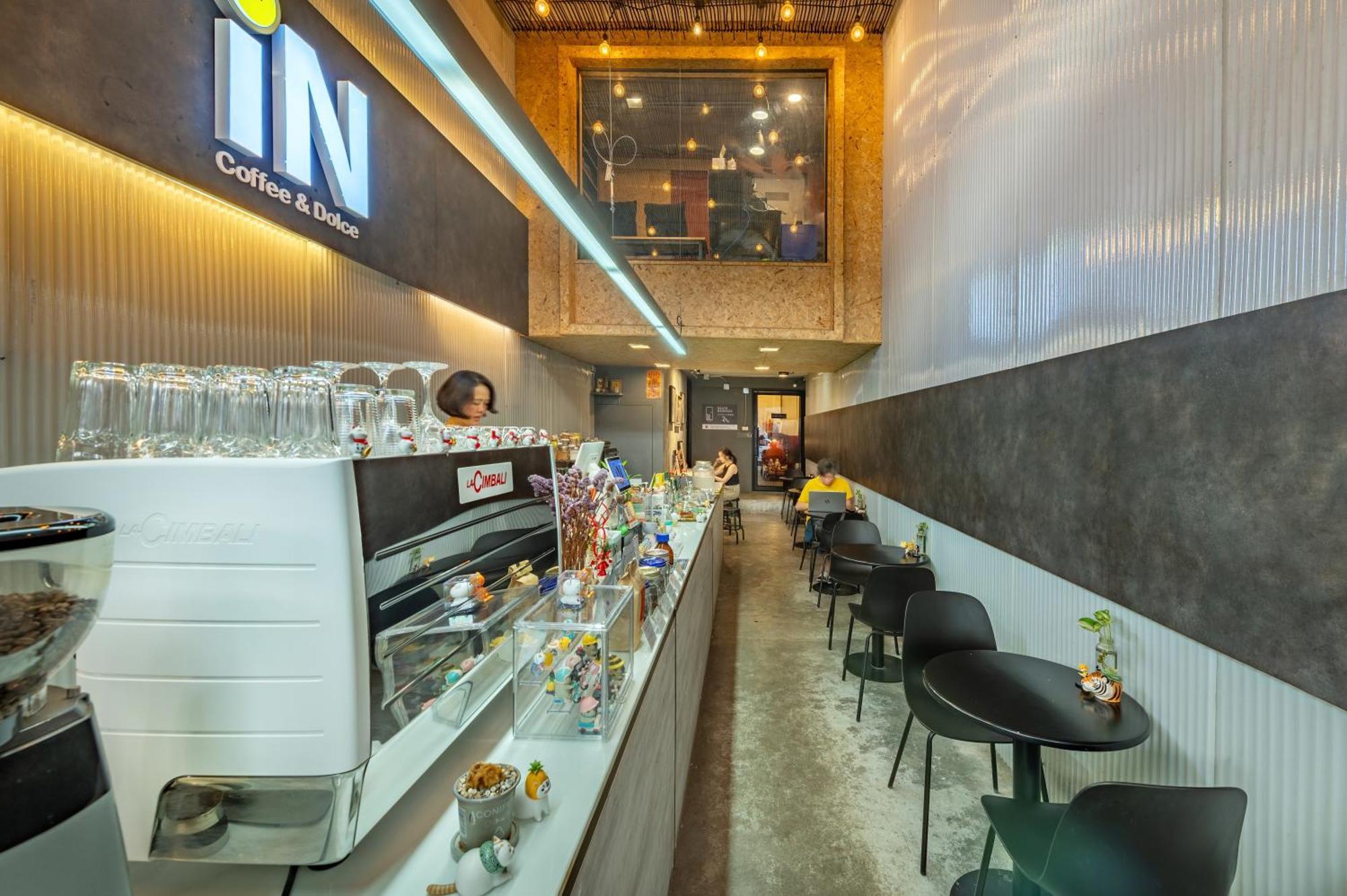 Ralph Bangkok Hostel Ngoại thất bức ảnh
