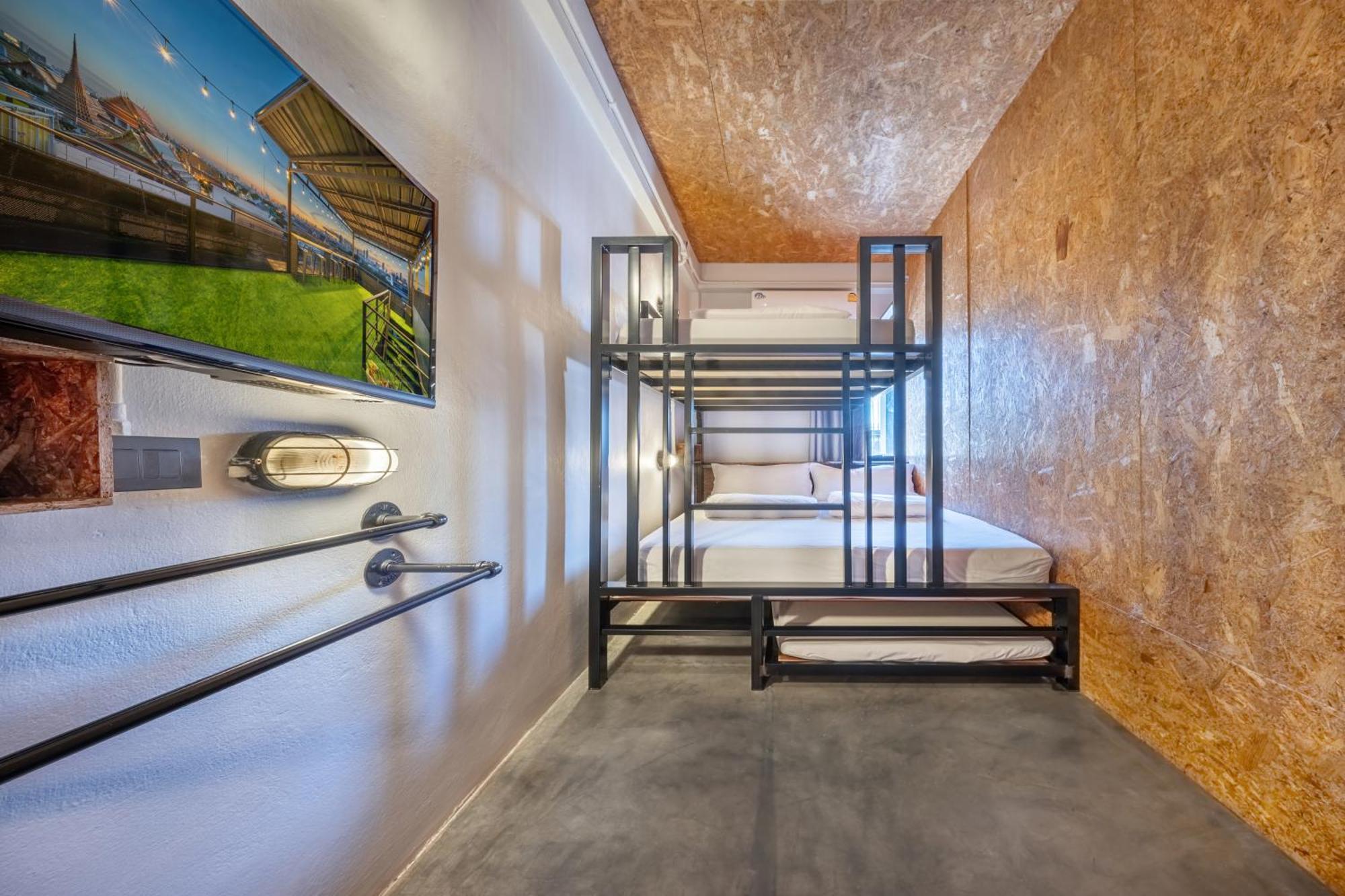 Ralph Bangkok Hostel Ngoại thất bức ảnh